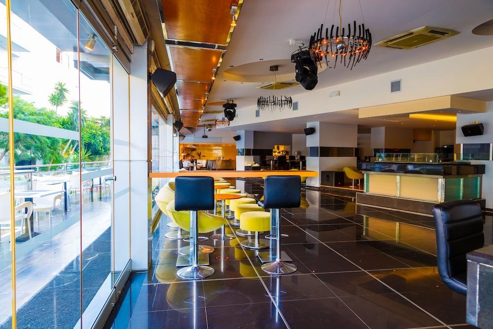Hotell The (adults Only) 3*