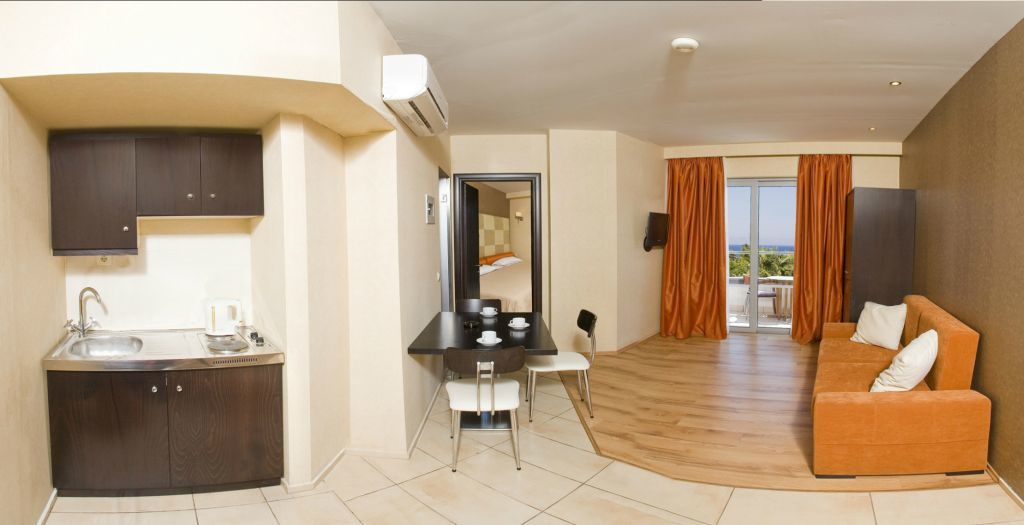 The (adults Only) Hotell Ialysos (Rhodes)