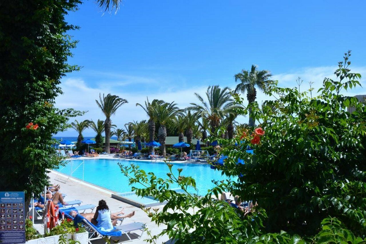 The (adults Only) Hotell 3*